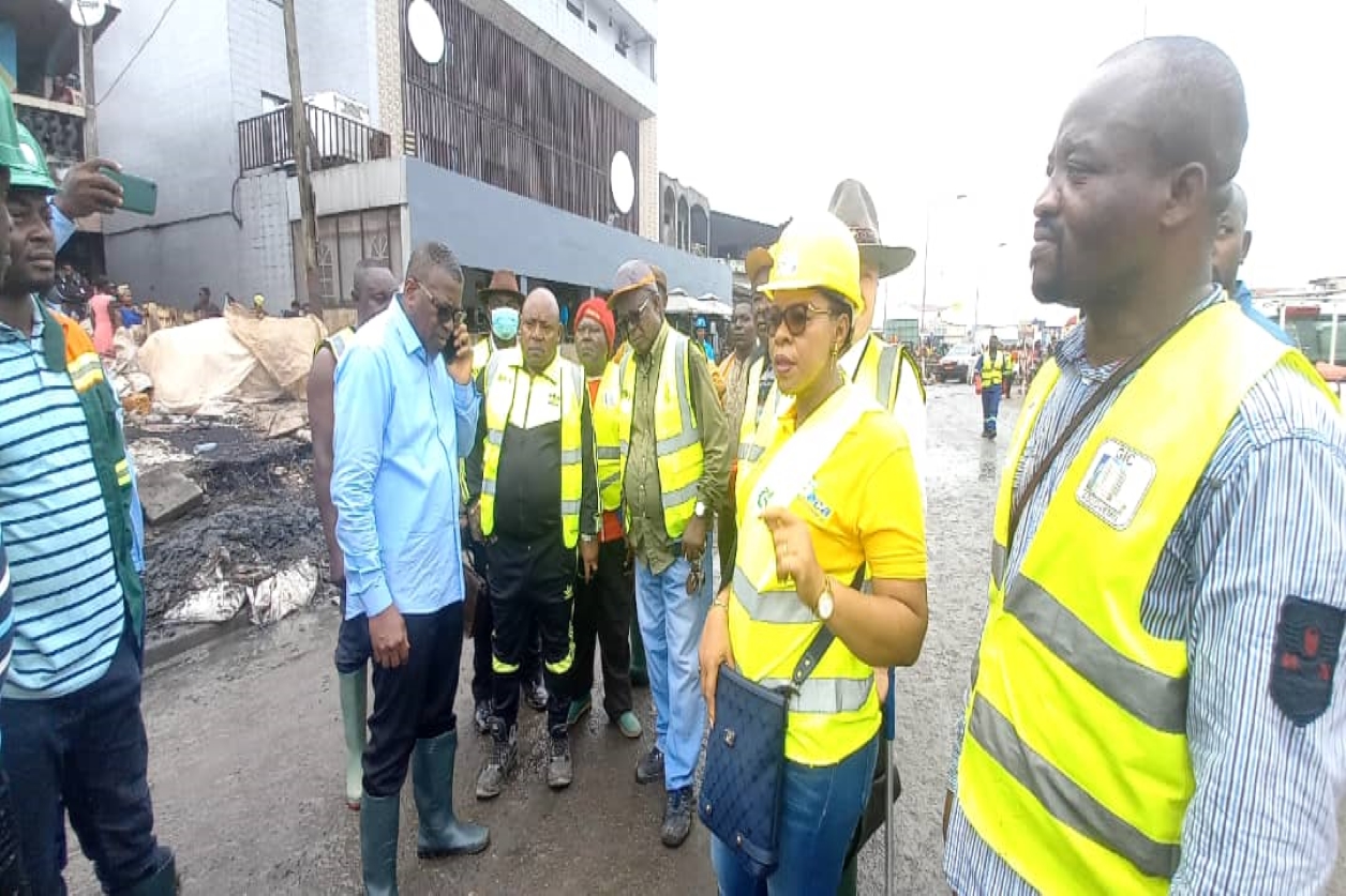 PRÉVENTION DES INONDATIONS À Douala